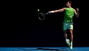 一日意甲动向：国米大胜科莫晋级榜首，米兰中锋实在是太令人发愁