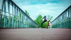 [NBA]哈登接管比赛 弧顶三分打进加罚