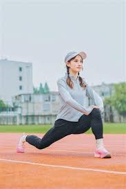 维希涅夫斯基：主场对阵荷兰是梦想，上场吃牌是因不懂规则